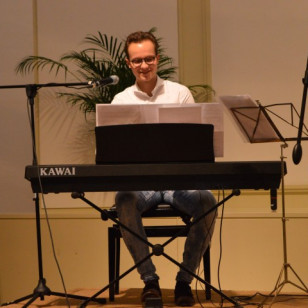 DSC_0007 (Small).JPG